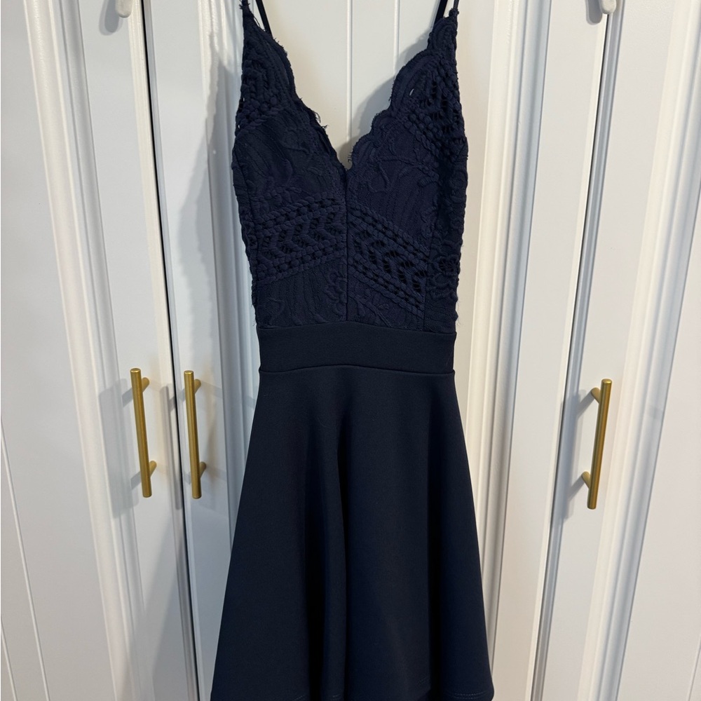 Windsor navy fit-and-flare dress, size XS.